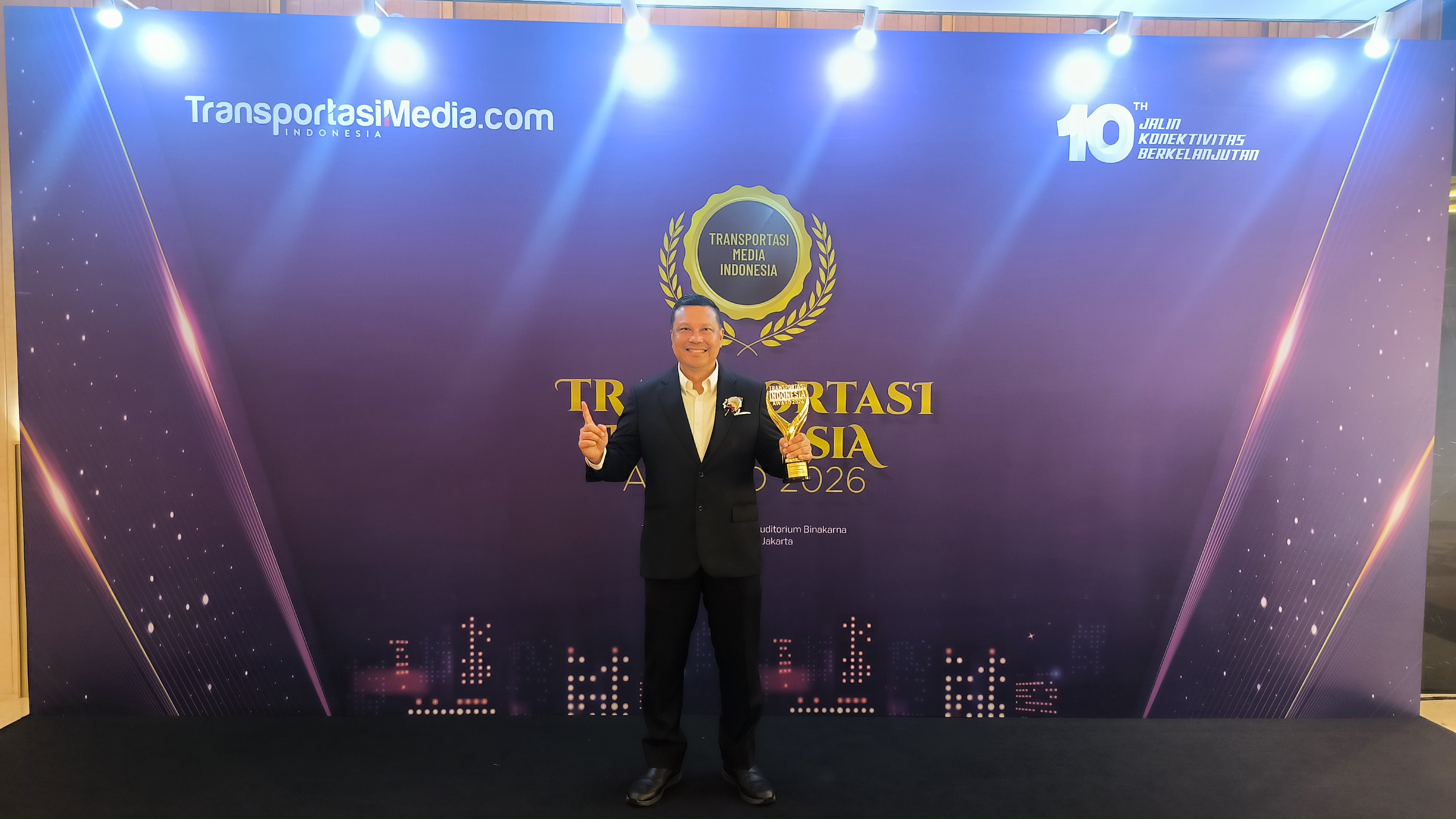PT Gaya Makmur Mobil raih penghargaan Transportasi Media Indonesia 2026